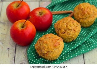 Apple Cinnamon Muffins