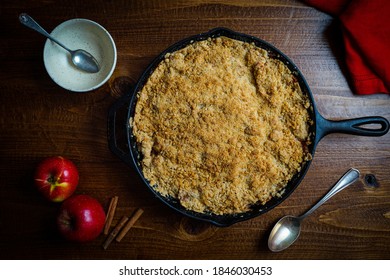 Apple Crisp In A Cast Iron Skillet