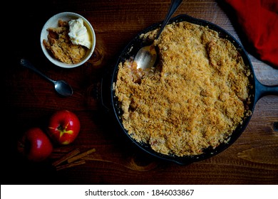 Apple Crisp In A Cast Iron Skillet