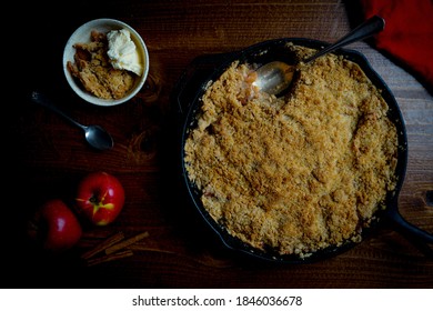 Apple Crisp In A Cast Iron Skillet