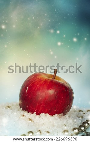 apple in to snow