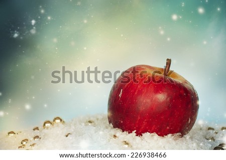 apple in to snow