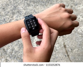 black apple watch for women