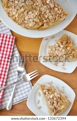Applepie with rolled oats