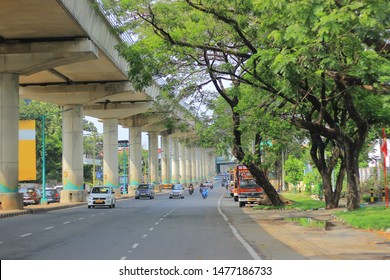 Apr 2019, Ernakulam, Kerala, India: Cityscape Of Kochi With The Metro Pillars.