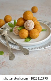 Apricot And Mango Bliss Balls 