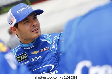April 24, 2017 - Bristol, Tennessee , USA: Kyle Larson (42) watches practice as teams take to the track for the Food City 500 at Bristol Motor Speedway in Bristol, Tennessee .
