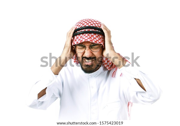 arab-man-portrait-wearing-keffiyeh-600w-1575423019.jpg