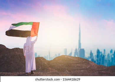 293 Man Holding Uae Flag Images, Stock Photos & Vectors | Shutterstock