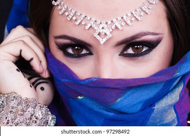 Arab women makeup