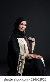 708 Saudi Woman Thinking Images, Stock Photos & Vectors | Shutterstock