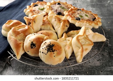 1,074 Syrian pizza Images, Stock Photos & Vectors | Shutterstock