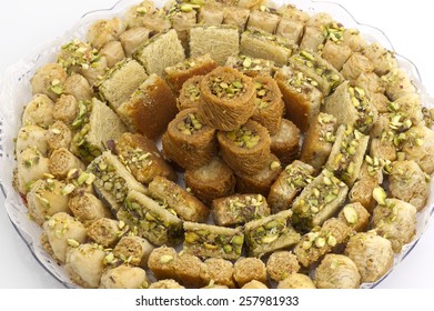 Arabic Baklava Birds Nest Baklava Pistachios Stock Photo 257981933 ...