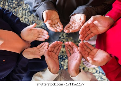 Arabic Muslim Family Praying For God