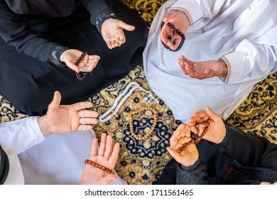 Arabic Muslim Family Praying For God