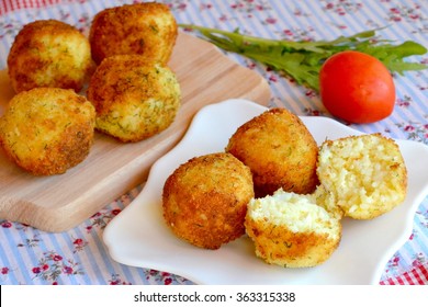 Arancini - Fried Rice Balls 