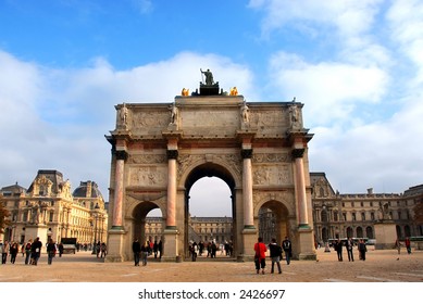 Arc De Triomphe Du Carrousel Outside Of Louvre In Paris, France