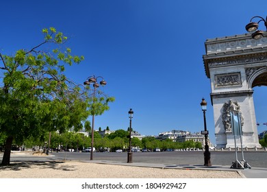 Arc De Triomphe On Place Charles De Gaulle In Paris