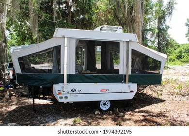 Arcadia, FL, USA: May 2021: Coleman Pop Up Camping Trailer For Traveling And Sleeping. 