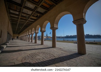 The Arch Passage At The Town City Hall On The Waterfront Front Riddarfjärden A Sunny Spring Day In Stockholm, Sweden 2022-03-24