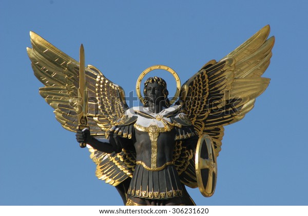 Archangel Michael Sculpture Independence Square Maidan Stock Photo ...