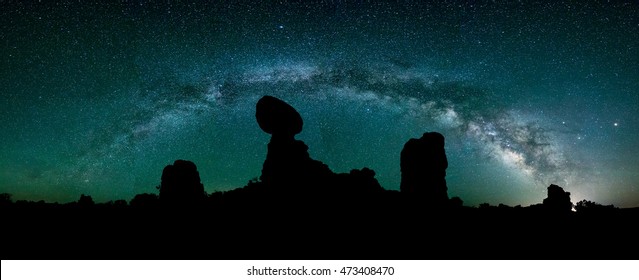 Arches National Park, Balanced Rock, Night Sky