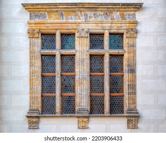 Architectural Detail With The Windows Of An Old Building. Old Vintage Architecture In The Center Of  Prague Castle, Czech Republic.