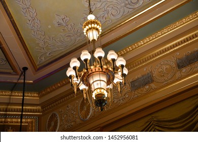 Imagenes Fotos De Stock Y Vectores Sobre Theater Ceiling