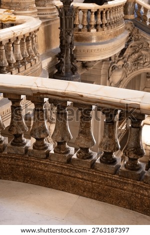 Architectural elements eclectic and Beaux-Arts style of Second Empire in France, meet elements of neo-baroque, classicism, Roman architecture, marble, golden stucco, sculptures, rich decoration