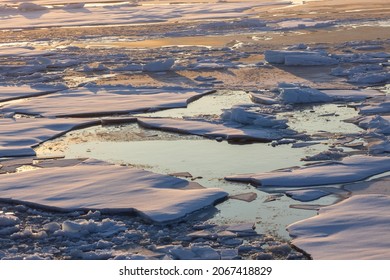 Arctic Ocean - 11 2020: marine ladscape in the Noth Pole