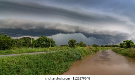An arcus cloud is a low, horizontal cloud formation, usually appearing as an accessory cloud to a cumulonimbus. Roll clouds and shelf clouds are the two main types of arcus