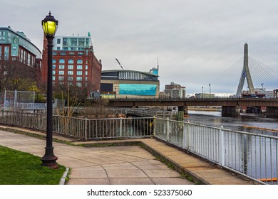 Arena and Leonard P Zakim Bunker Hill Memorial Bridge seen from Langone Park in Boston, Massachusetts, USA.