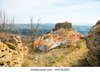 Ares Del Maestrat (Maestre) Overview. Beautiful Historic Medieval Village On A Mountain. Maestrazgo Natural And Historical Mountainous Region (Sistema Ibérico Mountain Range).