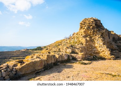 Ares Del Maestre Castle Ruins. Medieval Historic Traditional Village On The Top A Rock Hill (Mola D'Ares). Beautiful Area In The Maestrazgo Region (Sistema Ibérico Mountain Range)