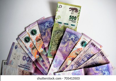 579 Argentina currency icon Images, Stock Photos & Vectors | Shutterstock