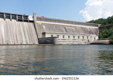 Arkansas Bull Shoals Lake Dam