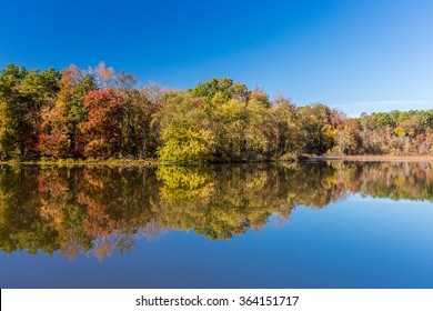 Arkansas Fall Landscape And Lake In Petit Jean State Park.