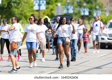 Arlington, Texas, USA - July 4, 2019: Arlington 4th Of July Parade, Women Promoting Tanika Donnell Realty Group At The Parade