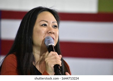 Arlington, VA - February 13, 2020: Virginia State Delegate Kathy Tran Endorses Sen. Elizabeth Warren At A Campaign Rally Where Warren Spoke Before 2,000 People At Wakefield High School