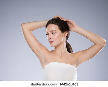 女性 脇毛 の写真素材 画像 写真 Shutterstock