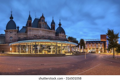 Arnhem Velperplein Blue Hour