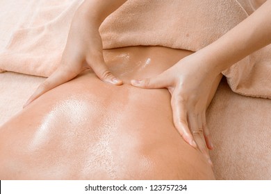 Aromatherapy Oil Massage In Thai Spa