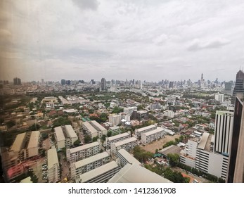 Around view in the city 