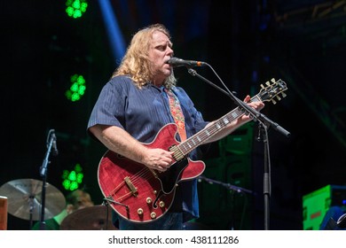 Arrington, VA/USA - 9/5/2014 : Warren Haynes Performs With Phil Lesh & Friends At LOCKN' Festival In Arrington, VA.  