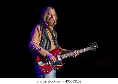 Arrington, VA/USA - 9/6/2014 : Tom Petty & The Heartbreakers Perform At LOCKN' Festival In Arrington, VA.  