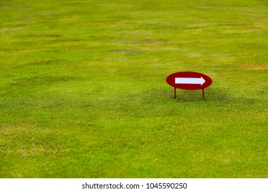 Arrow indication exit golf course