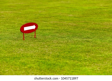 Arrow indication exit golf course