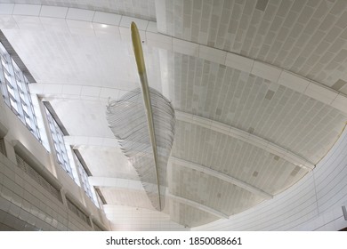 The Art Of Feather At Tsing Yi Station 2 Dec 2007