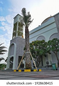 The Art Of “Ahmad Dahlan” Mosque Exterior , Gresik Indonesia