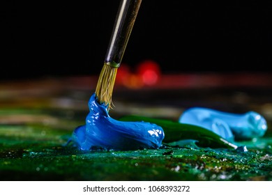 Art oil paints shot close-up